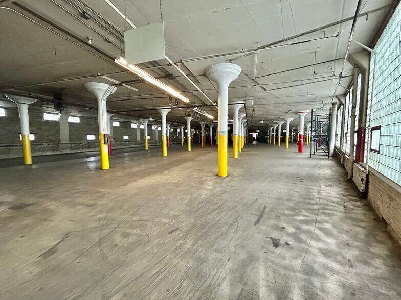 More Photos Of 620 Spring St, North Dighton Warehouse For Lease
