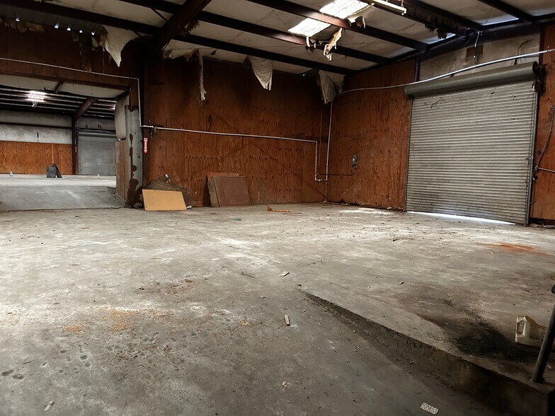 More Photos Of 502 Old Morton Rd, Forest Service Station For Sale