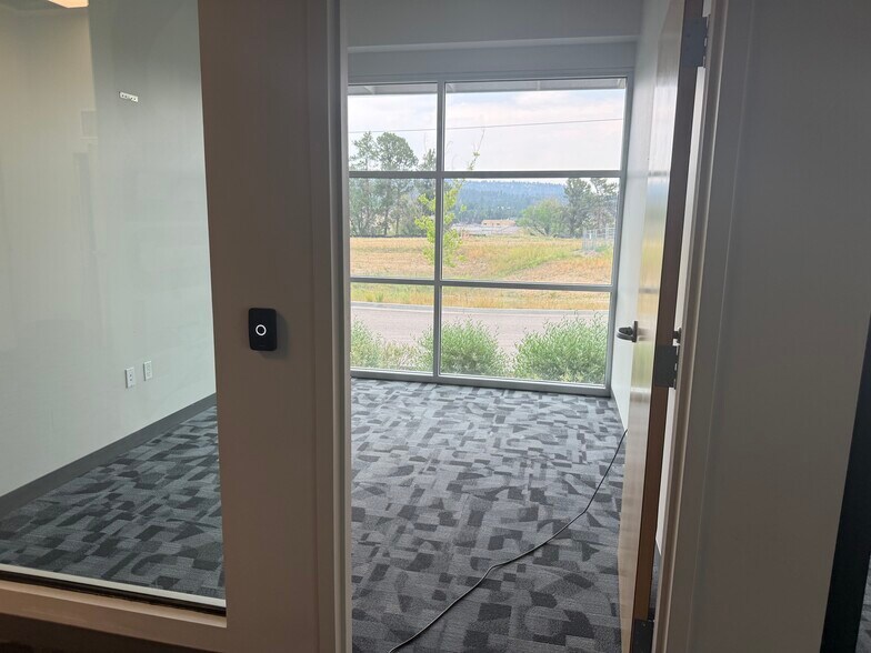 More Photos Of 3593 Timber Mill Pky, Castle Rock Unknown For Lease