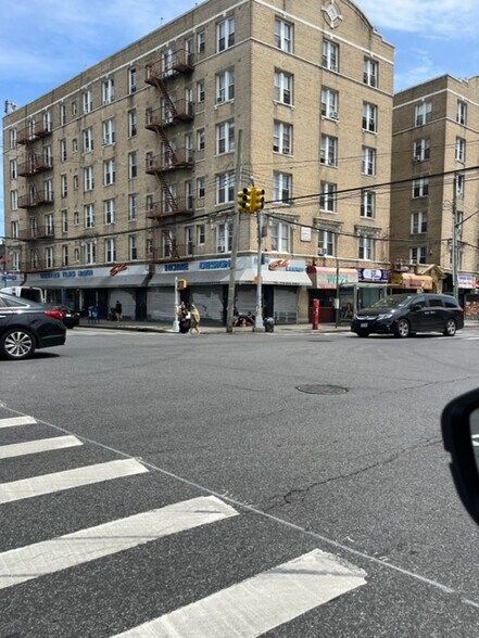 More Photos Of 172 Neptune Ave, Brooklyn Apartments For Lease