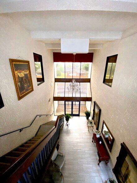 More Photos Of 715 N Arrowhead Ave, San Bernardino Coworking Space
