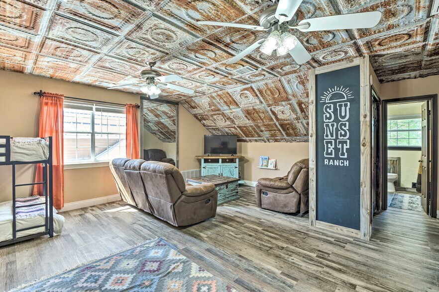 More Photos Of 3112 Sunset School Rd, Sunset Land For Sale