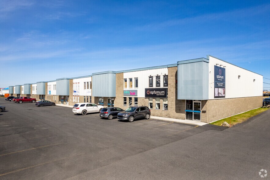 Primary Photo Of 745 Ch Du Grand-Bernier N, St-Jean Distribution For Lease