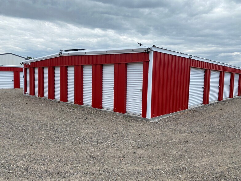 More Photos Of 3023 Overland Ave, Burley Self Storage For Sale