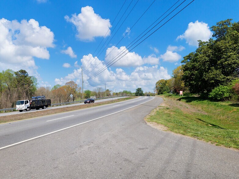 More Photos Of 2567 Athens Hwy, Gainesville Warehouse For Sale