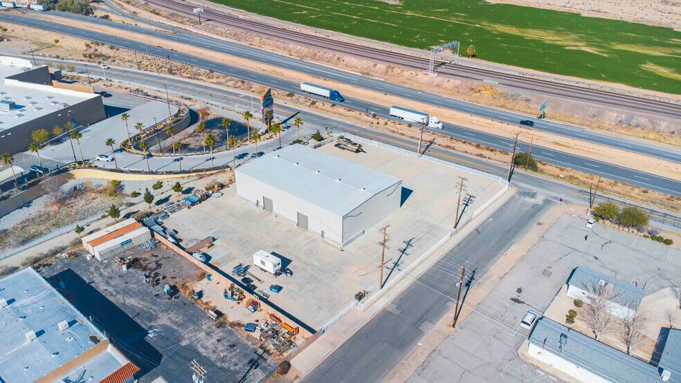 More Photos Of 530 Victor St, Barstow Warehouse For Sale