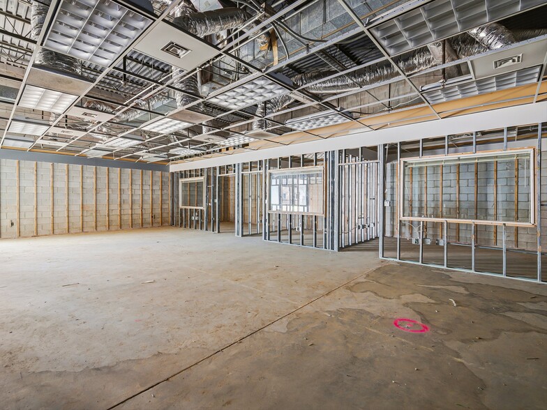 More Photos Of 840 Riverside Dr, Asheville Warehouse For Sale