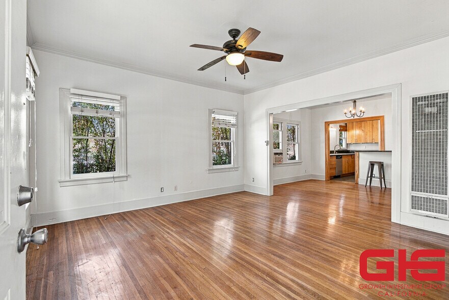 More Photos Of 846 N Harvard Blvd, Los Angeles Apartments For Sale