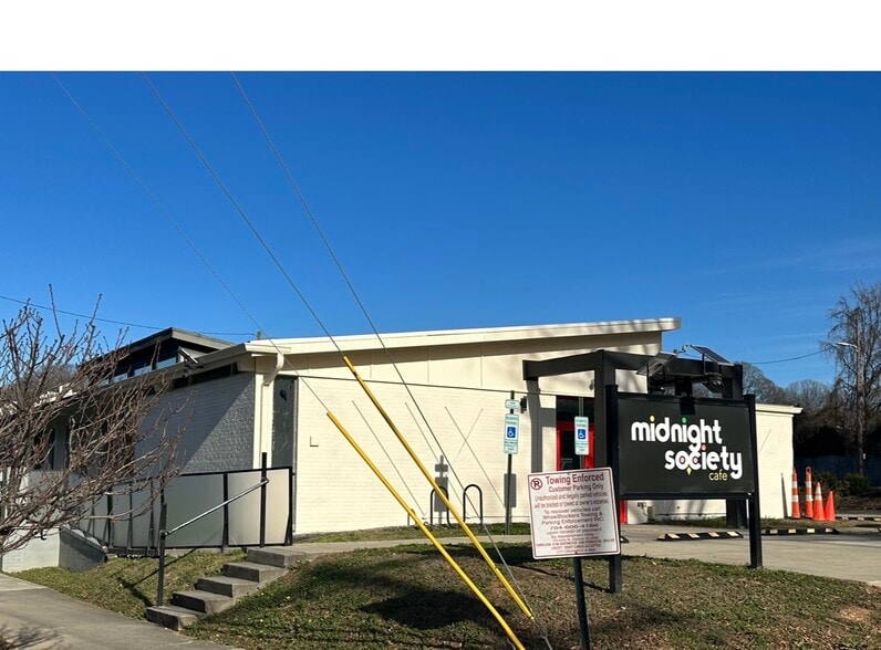 Primary Photo Of 832 Seigle Ave, Charlotte Restaurant For Lease
