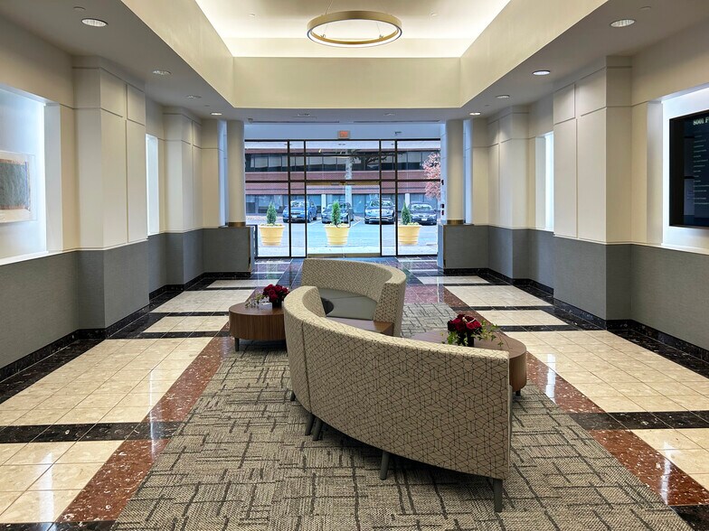 More Photos Of 8001 Forbes Pl, Springfield Office For Lease