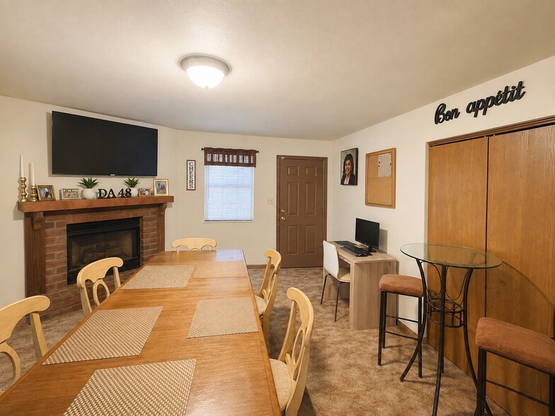 More Photos Of 48 Eastland Dr, Belleville Multifamily For Sale