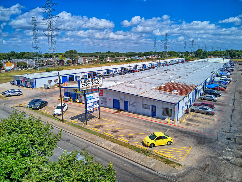 Primary Photo Of 11450 Bissonnet St, Houston Service For Lease