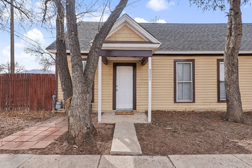 More Photos Of 2201 W Pikes Peak Ave, Colorado Springs Multifamily For Sale