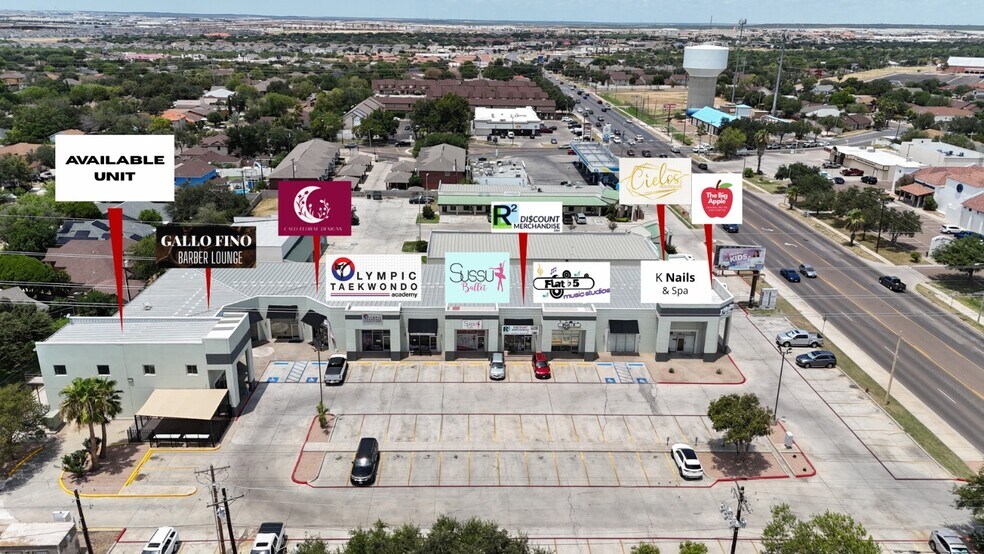 More Photos Of 8602 McPherson Rd, Laredo Storefront For Lease