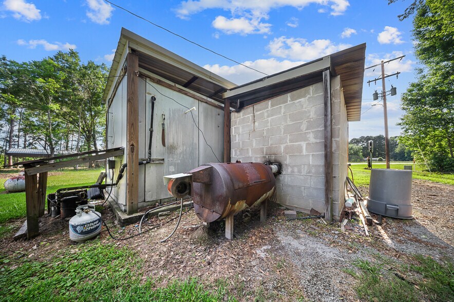 More Photos Of 27033 US Highway 96 S, Kirbyville Food Processing For Sale