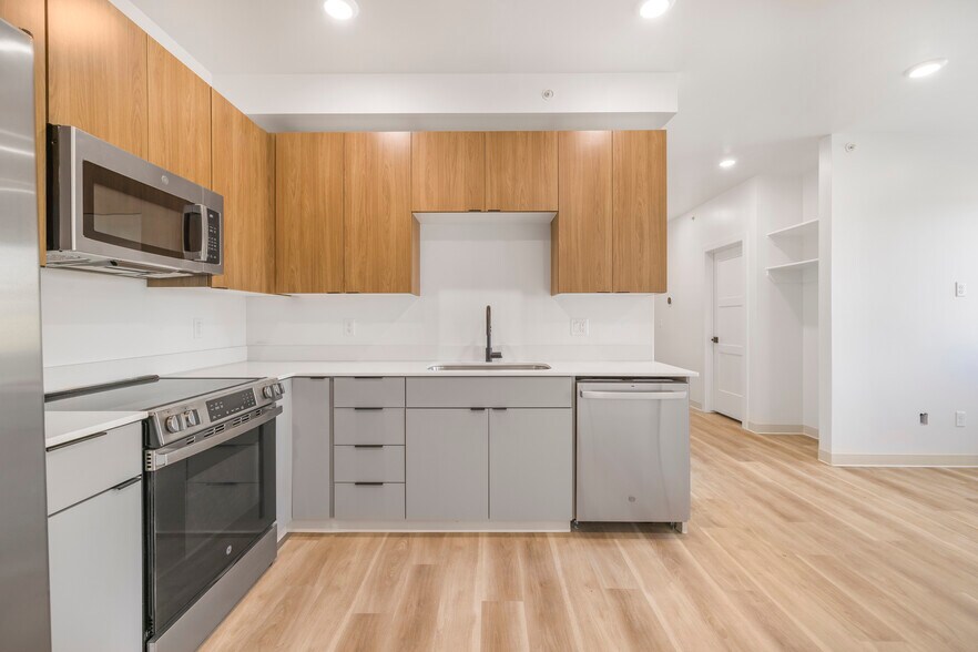 More Photos Of 201 E Ross Ave, Driggs Multifamily For Sale