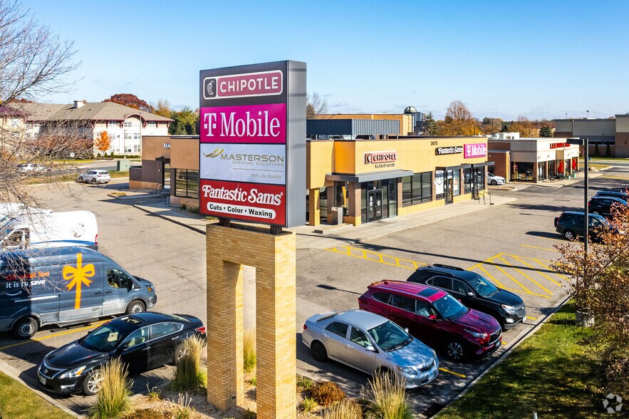 More Photos Of 2075 Cliff Rd, Eagan Freestanding For Lease