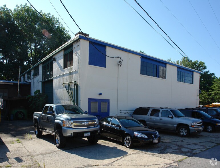 More Photos Of 1 Warehouse Ln, Elmsford Unknown For Lease