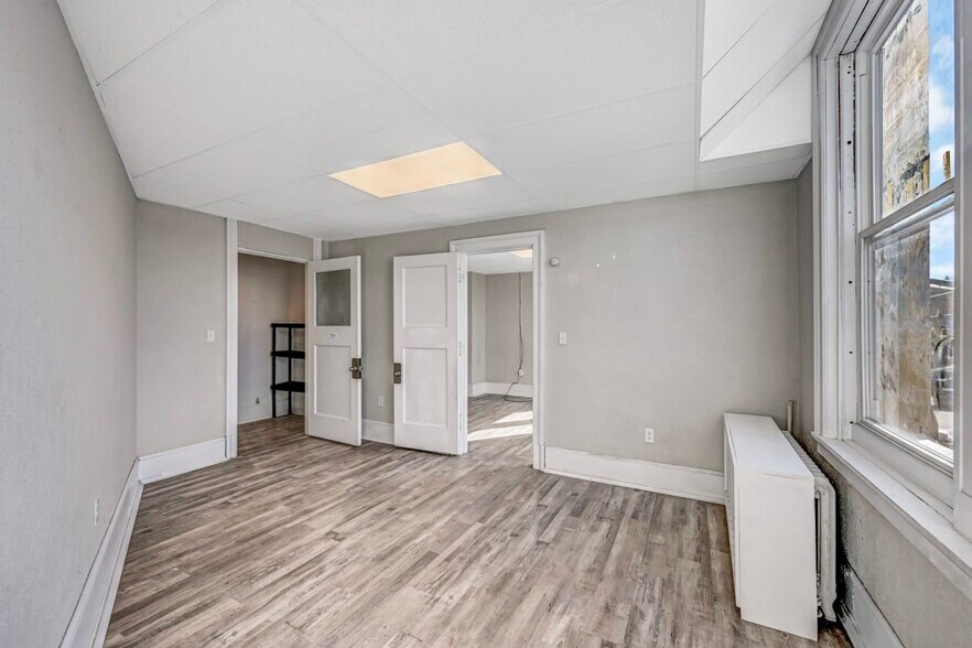 More Photos Of 310-312E Lackawanna Ave, Olyphant Apartments For Sale