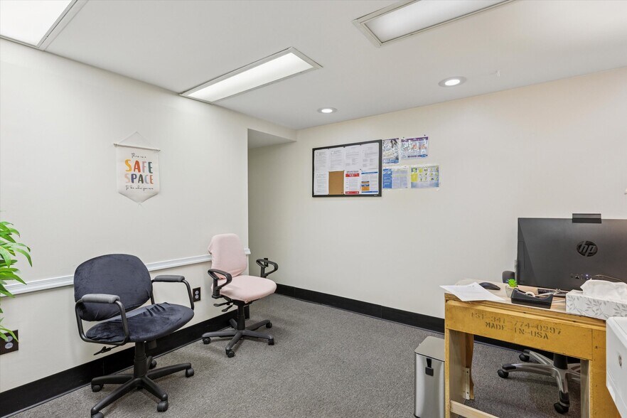 More Photos Of 119 S Easton Rd, Glenside Office For Sale