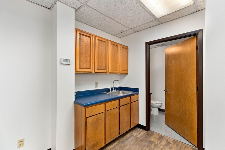 More Photos Of 7418 John Smith, San Antonio Loft Creative Space For Lease