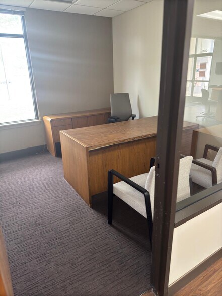 More Photos Of 8200 Jones Rd, Houston Bank For Lease