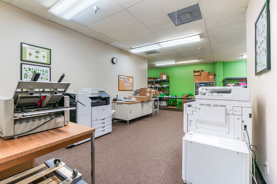 More Photos Of 5435 Peck Rd, Arcadia Manufacturing For Sale