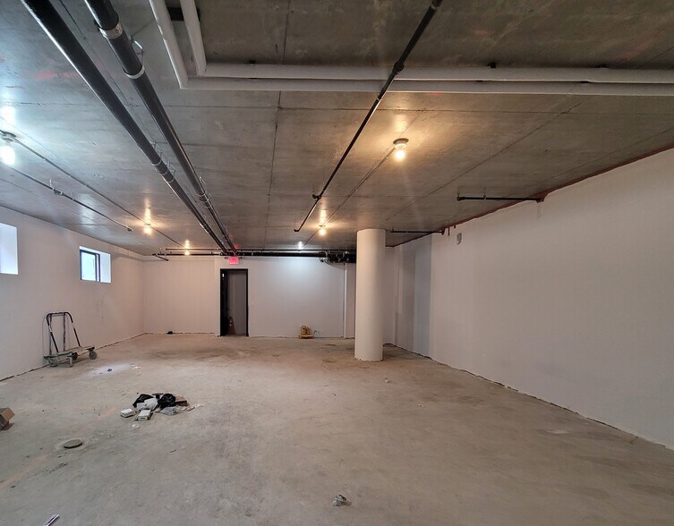 More Photos Of 1420-1422 S Stebbins Ave, Bronx Parking Lot For Lease