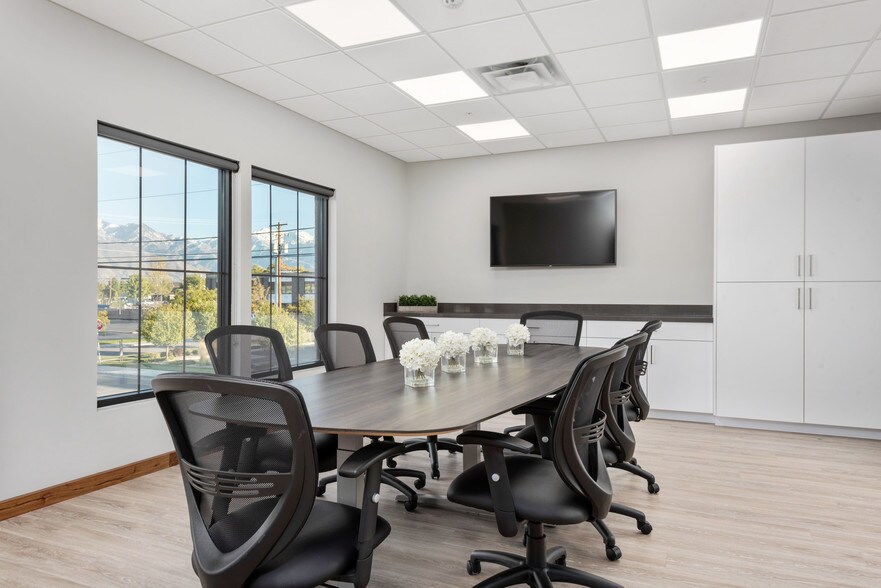 More Photos Of 5343 S Woodrow St, Murray Medical For Lease