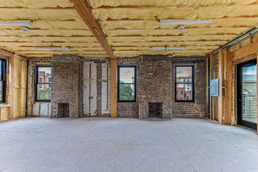 More Photos Of 30-32 Martin Luther King Jr Blvd, Savannah Restaurant For Lease