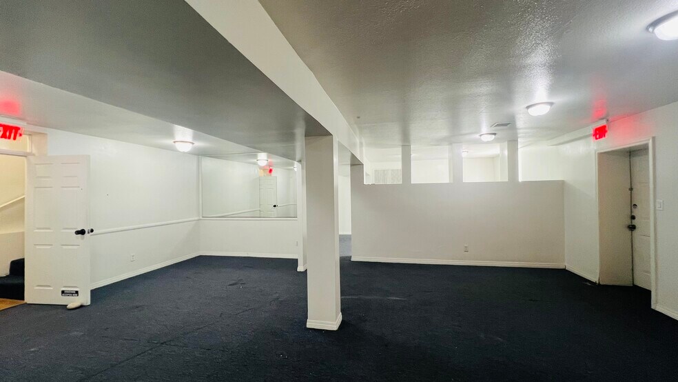 More Photos Of 919 E Bonneville Ave, Las Vegas Loft Creative Space For Sale