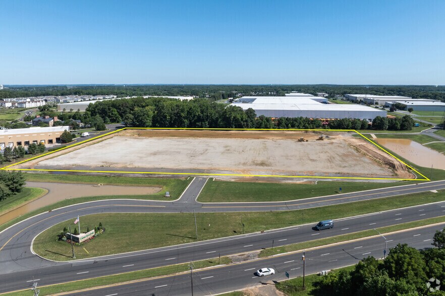 More Photos Of 597 Rancocas Rd, Westampton Warehouse For Lease