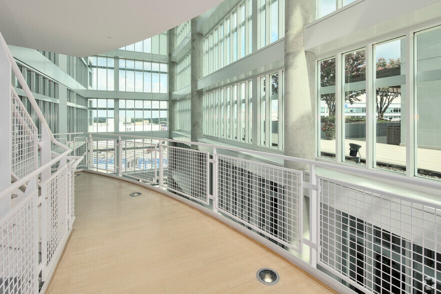 More Photos Of 1 Inventa Pl, Silver Spring Office For Lease