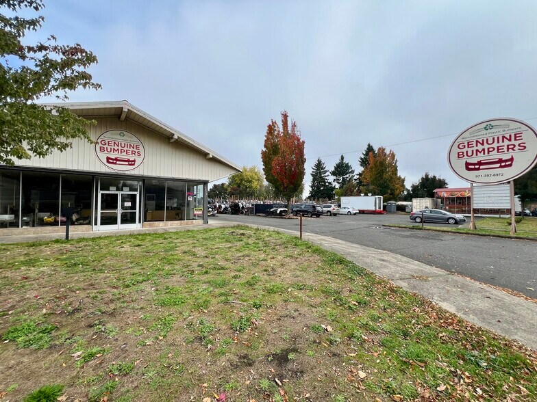 Primary Photo Of 10279 NE Sandy Blvd, Portland Warehouse For Sale