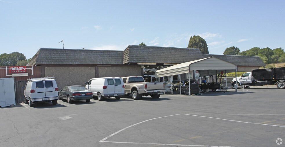 More Photos Of 3550 Pacheco Blvd, Martinez Freestanding For Lease