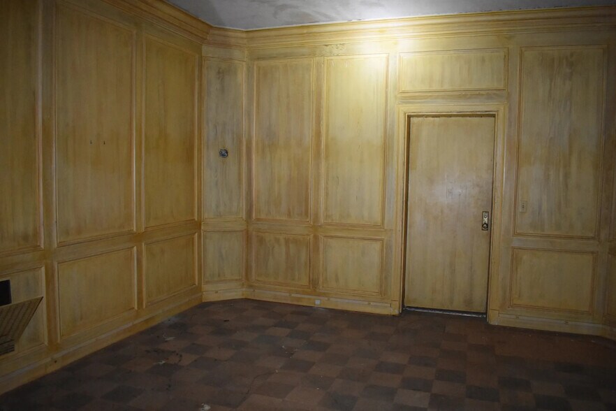More Photos Of 755 Lee St, Alexander City Office For Sale