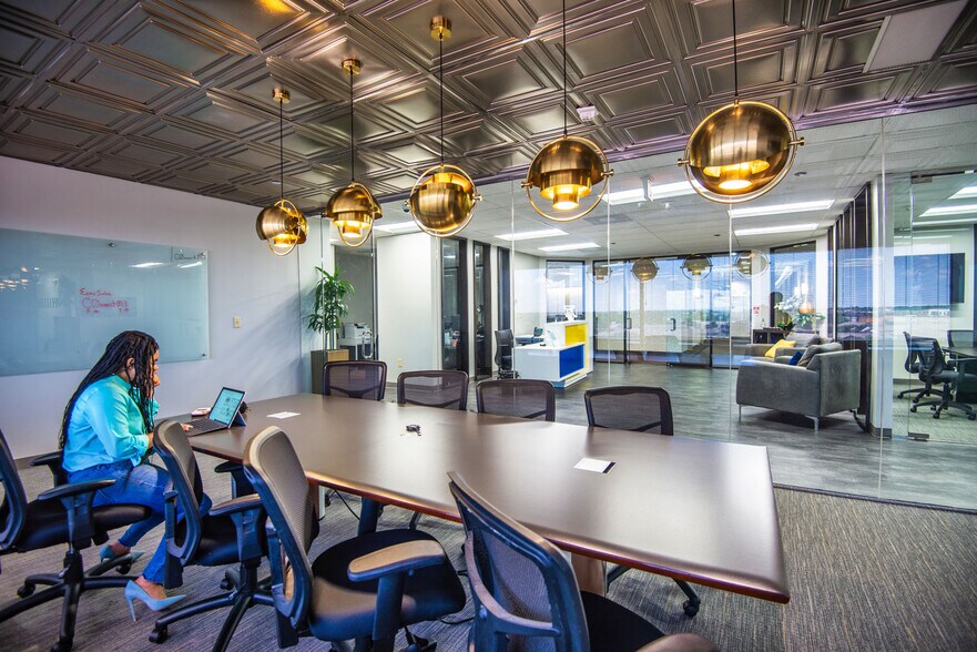 More Photos Of 4144 N Central Expy, Dallas Coworking Space