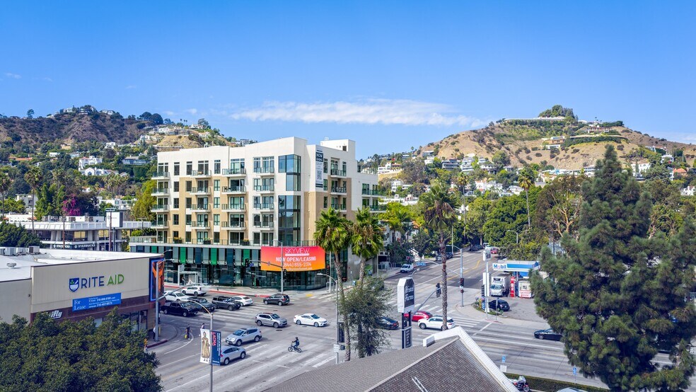 More Photos Of 1511 N Fairfax Ave, Los Angeles Apartments For Lease