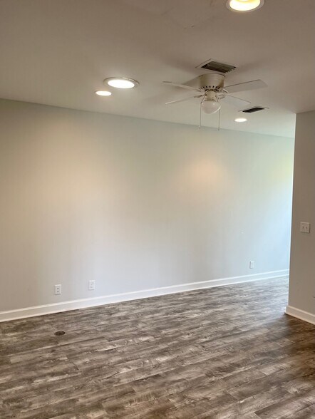 More Photos Of 172-184 Follins Ln, Saint Simons Island Office For Lease