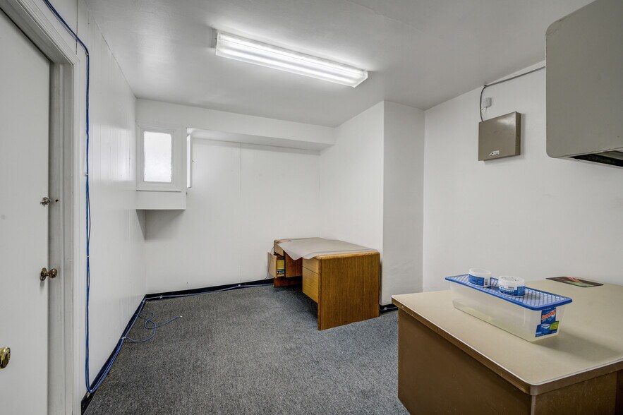 More Photos Of 136 W Lancaster Ave, Paoli Medical For Lease