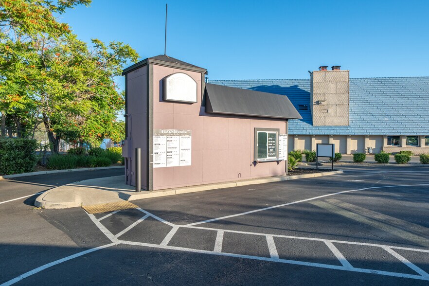 More Photos Of 2405 Hilltop Dr, Redding Medical For Sale