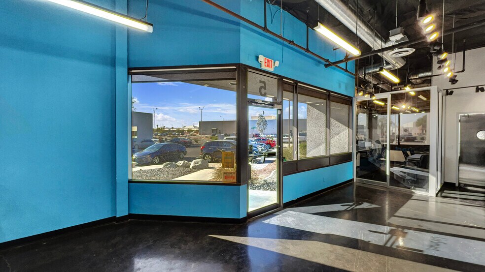 More Photos Of 5 Longevity Dr, Henderson Flex For Sale