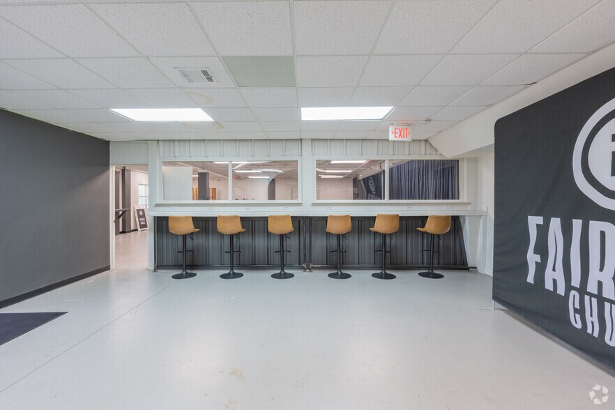 More Photos Of 2502 County Road 4421, Rhome Religious Facility For Lease