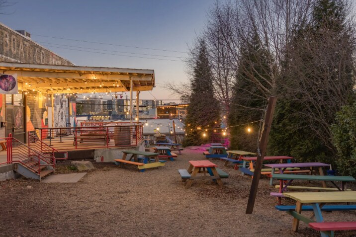 More Photos Of 32 Banks Ave, Asheville Flex For Lease