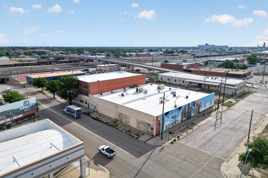 More Photos Of 117 Fillmore St, Amarillo Industrial For Sale