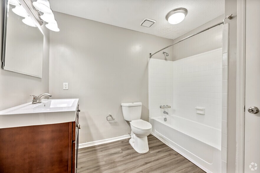 More Photos Of 115 Rock Quarry Rd, Stockbridge Apartments For Sale