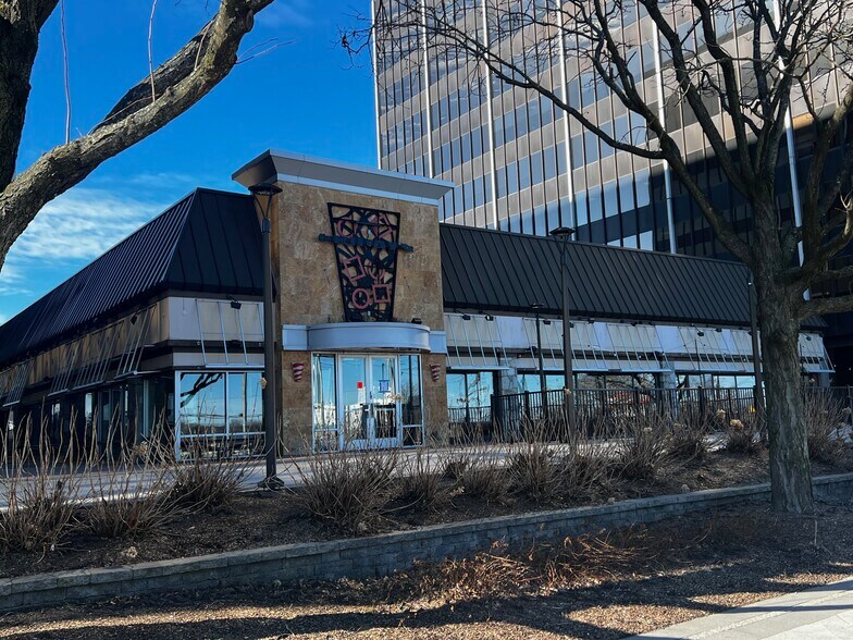 More Photos Of 407 Hackensack Ave, Hackensack Restaurant For Lease