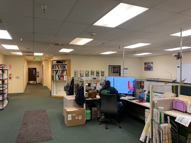 More Photos Of 3850 Happy Ln, Sacramento Warehouse For Lease