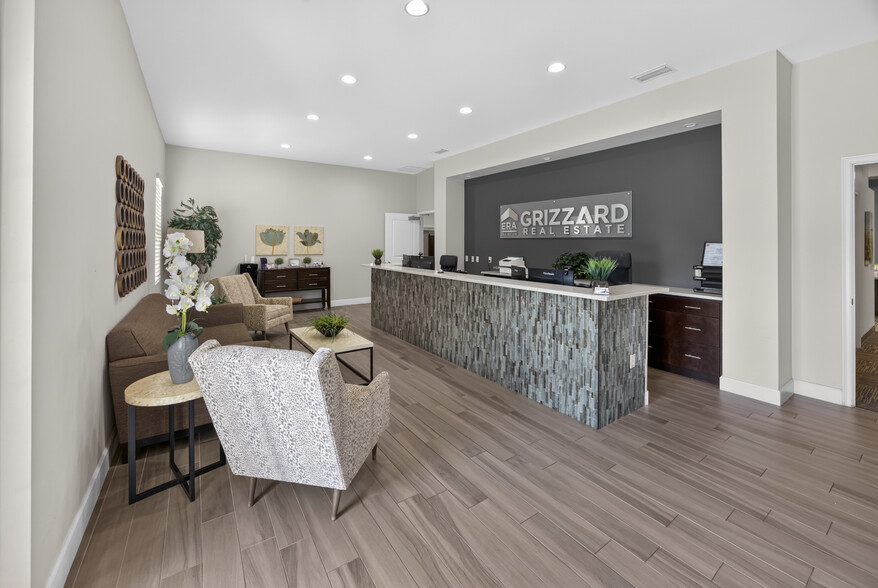 More Photos Of 842 Highway 466, Lady Lake Office For Lease