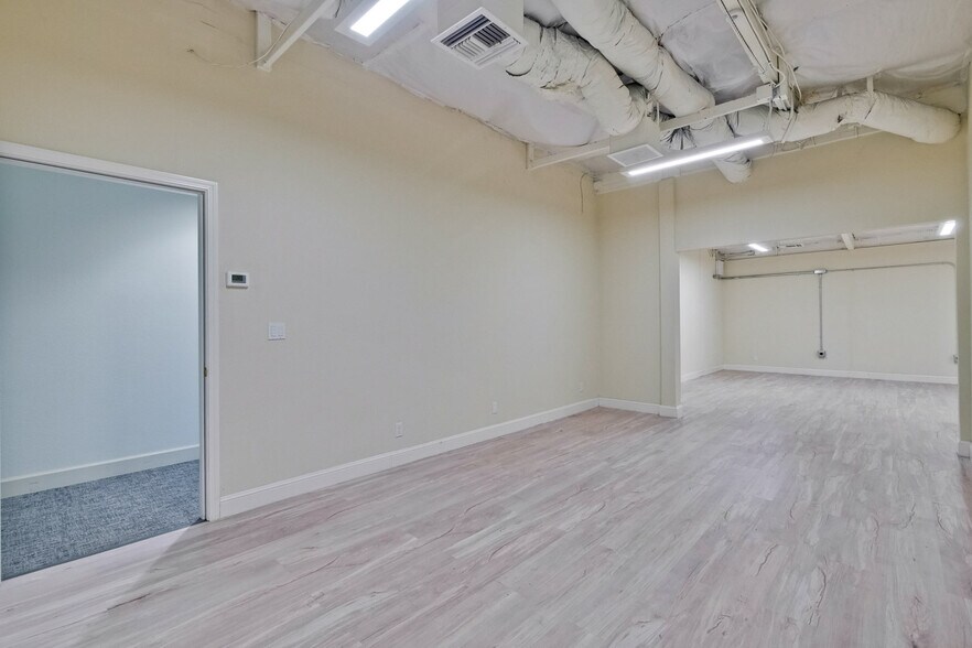 More Photos Of 853 Brown Rd, Fremont Research And Development For Lease